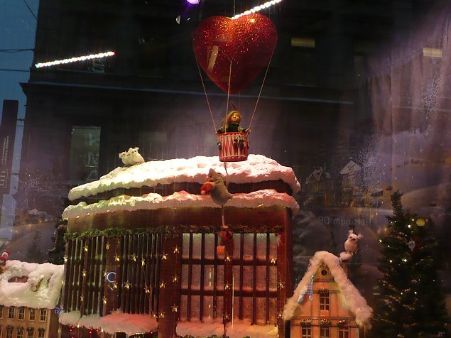  Christmas theme decorations for Stockmanns Windows